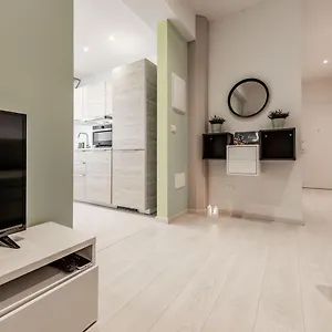 realkasa-luxury-sorsola-apartments.emilia-romagnahotels.net/
